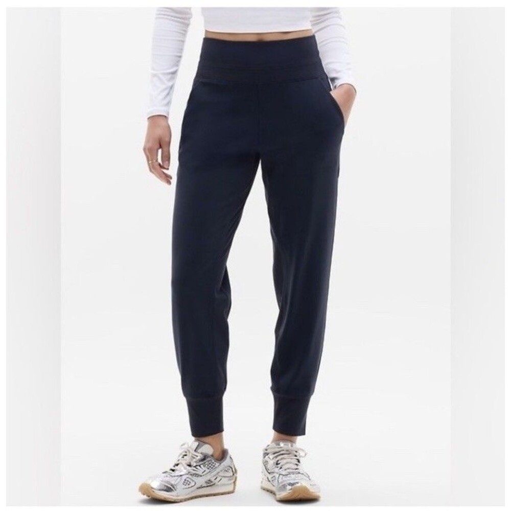 Athleta Venice High Rise Jogger Pants Women’s Size XXS/P  Black